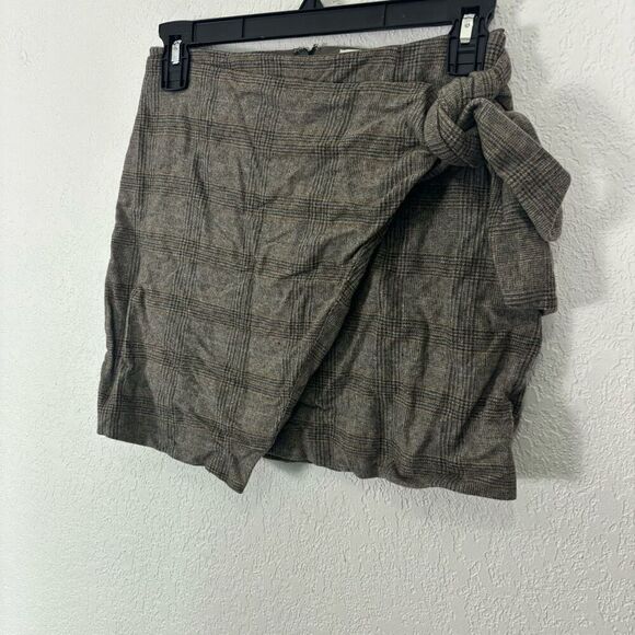 Wilfred Aritzia Grey with Orange Stripe Plaid Wool Blend Mini Skort Size 0 - Picture 3 of 7